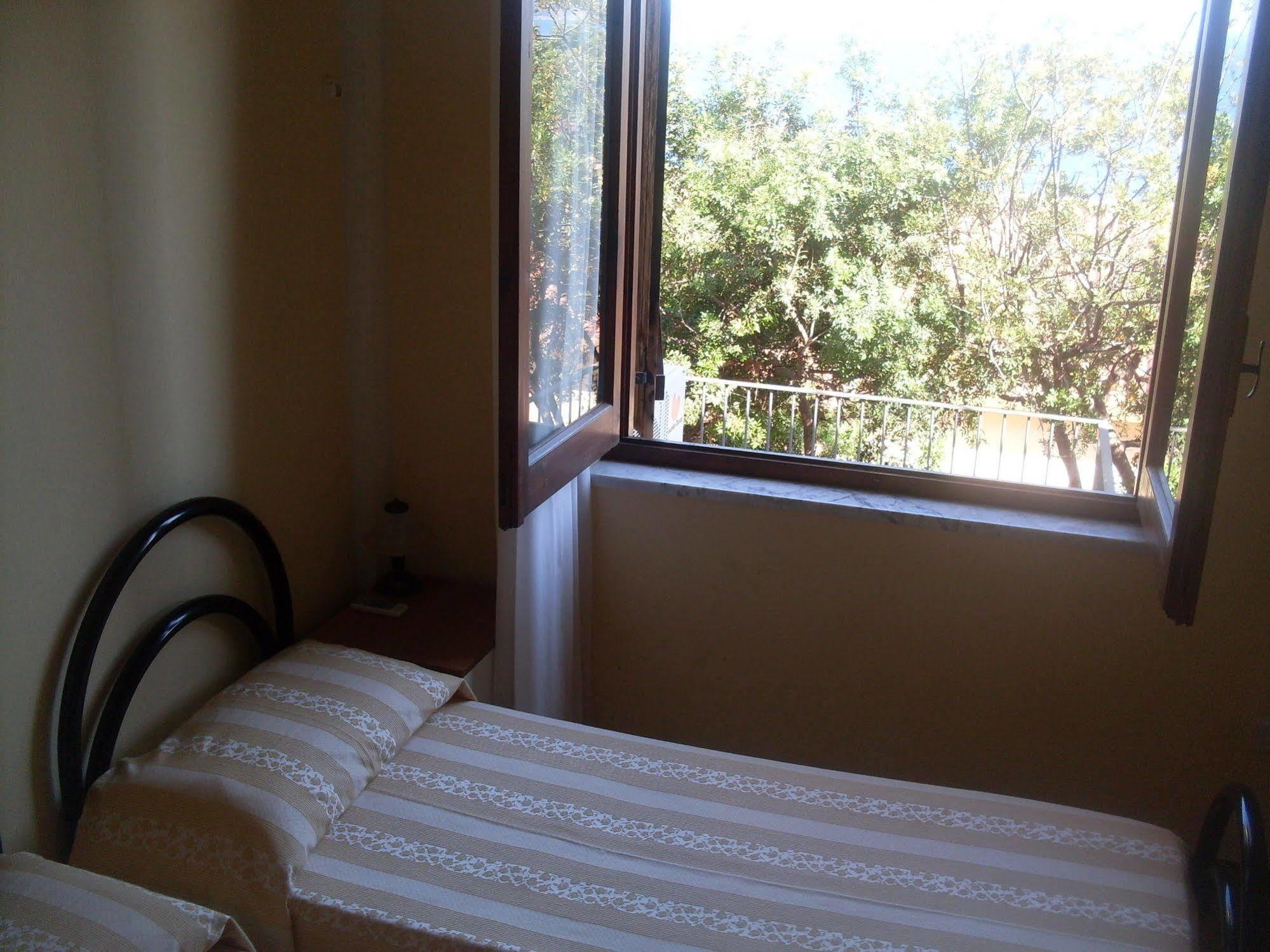 סנטה מריה נברזה Ostello Bellavista מראה חיצוני תמונה