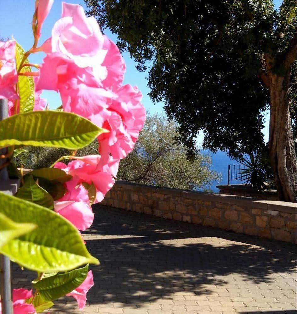 סנטה מריה נברזה Ostello Bellavista מראה חיצוני תמונה